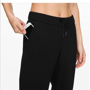 On the Fly LuLuLemon Pants